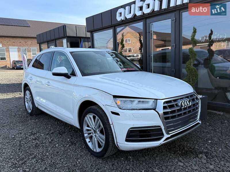Позашляховик / Кросовер Audi Q5 2017 в Луцьку