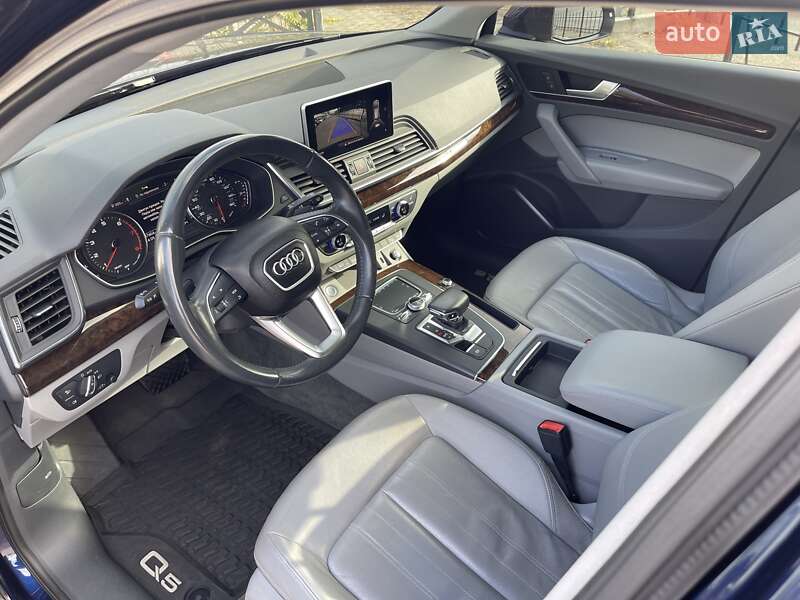 Внедорожник / Кроссовер Audi Q5 2020 в Днепре фото 8 Внедорожник / Кроссовер Audi Q5 2020 в Днепре
