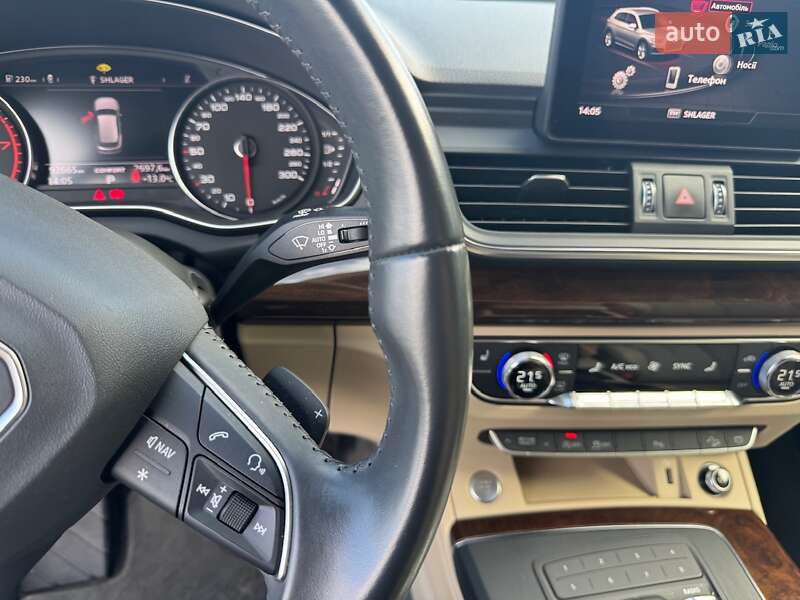 Внедорожник / Кроссовер Audi Q5 2019 в Киеве