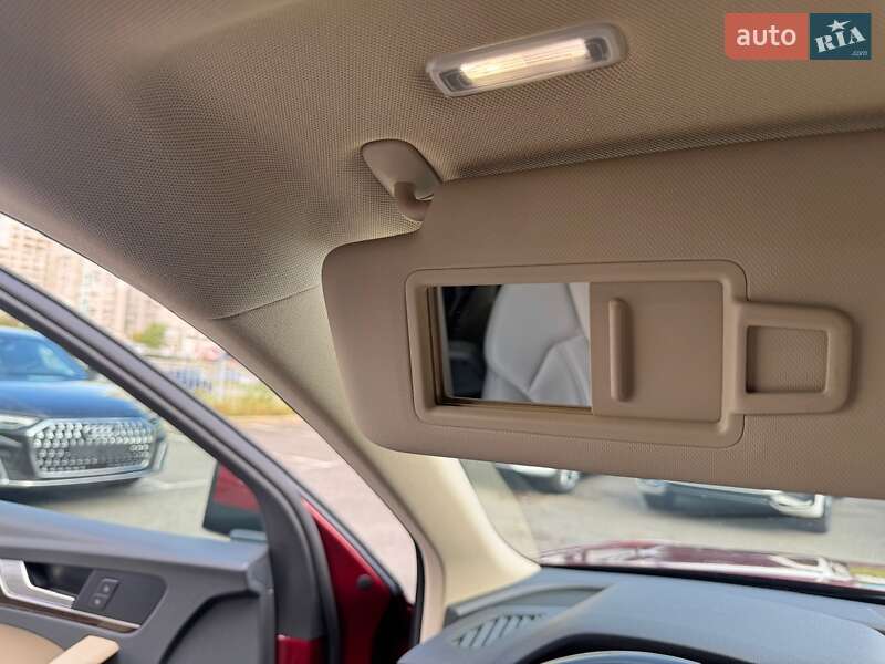 Внедорожник / Кроссовер Audi Q5 2019 в Киеве