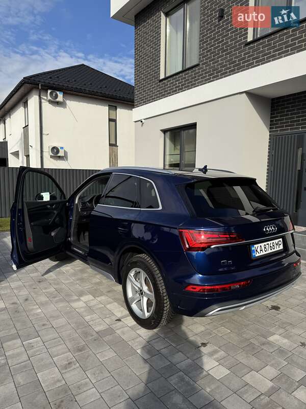 Позашляховик / Кросовер Audi Q5 2021 в Києві