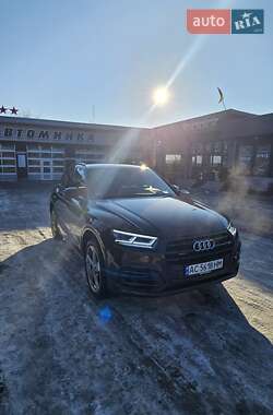 Позашляховик / Кросовер Audi Q5 2018 в  фото 25 Позашляховик / Кросовер Audi Q5 2018 в