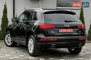 Внедорожник / Кроссовер Audi Q5 2015 в 