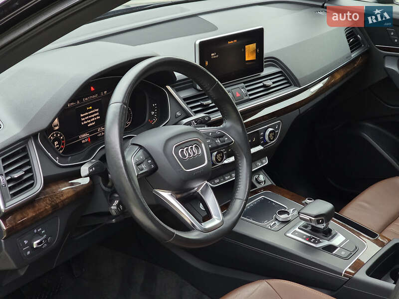 Позашляховик / Кросовер Audi Q5 2018 в Луцьку фото 18 Позашляховик / Кросовер Audi Q5 2018 в Луцьку