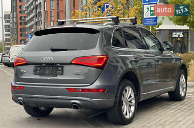 Позашляховик / Кросовер Audi Q5 2015 в 