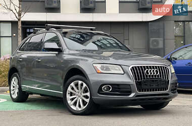 Позашляховик / Кросовер Audi Q5 2015 в 