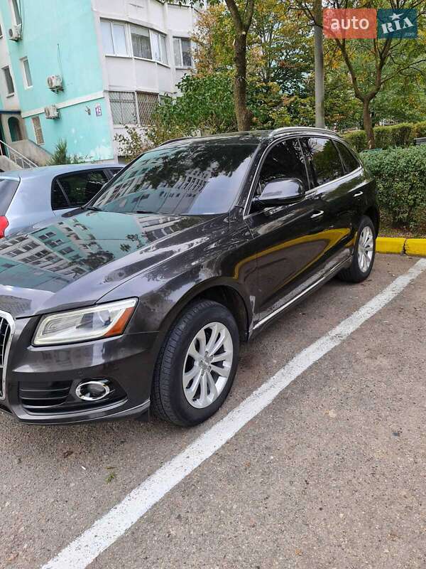 Внедорожник / Кроссовер Audi Q5 2015 в Одессе