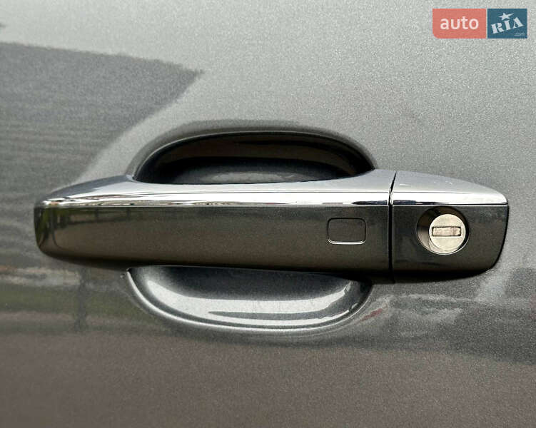 Позашляховик / Кросовер Audi Q5 2016 в Києві