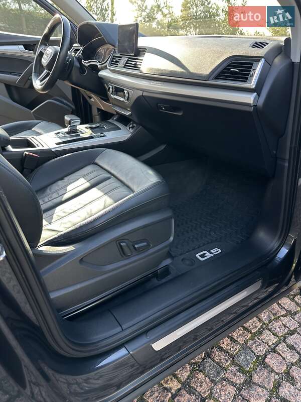 Позашляховик / Кросовер Audi Q5 2018 в Львові фото 69 Позашляховик / Кросовер Audi Q5 2018 в Львові