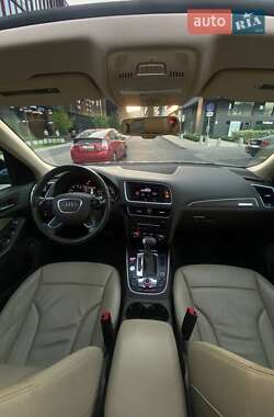 Внедорожник / Кроссовер Audi Q5 2013 в 