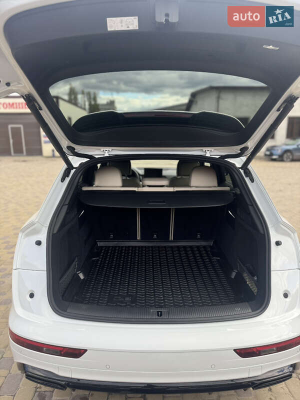 Позашляховик / Кросовер Audi Q5 2024 в Тернополі фото 26 Позашляховик / Кросовер Audi Q5 2024 в Тернополі