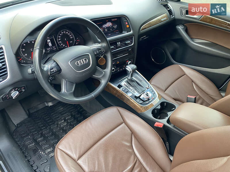 Внедорожник / Кроссовер Audi Q5 2015 в Львове