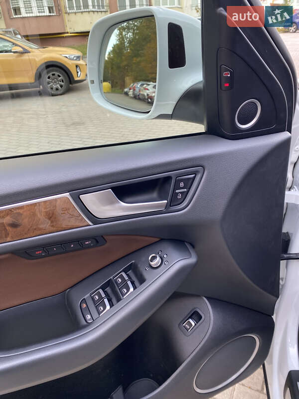 Внедорожник / Кроссовер Audi Q5 2015 в Львове