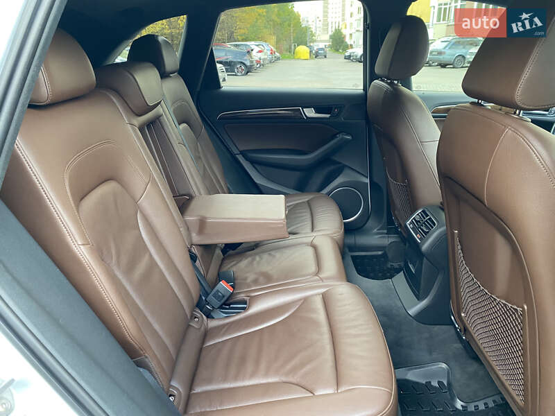 Внедорожник / Кроссовер Audi Q5 2015 в Львове