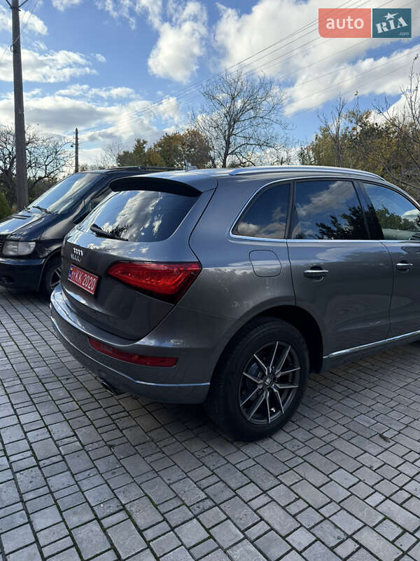 Позашляховик / Кросовер Audi Q5 2015 в Кривому Розі