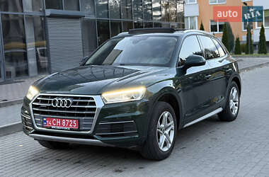 Позашляховик / Кросовер Audi Q5 2018 в Новояворівську
