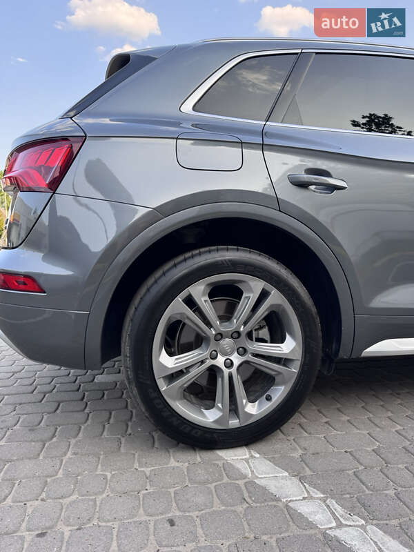 Позашляховик / Кросовер Audi Q5 2018 в Львові фото 11 Позашляховик / Кросовер Audi Q5 2018 в Львові