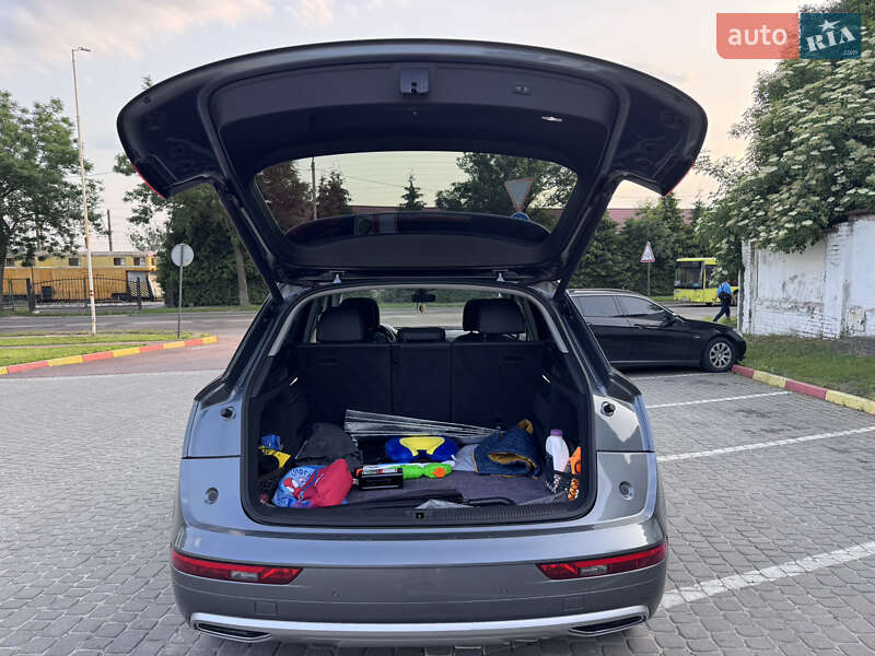 Позашляховик / Кросовер Audi Q5 2018 в Львові фото 10 Позашляховик / Кросовер Audi Q5 2018 в Львові