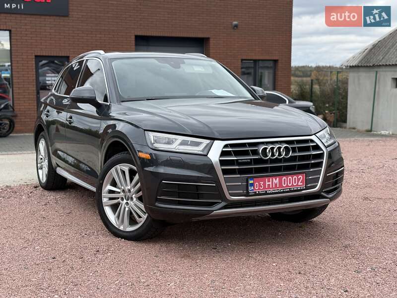 Позашляховик / Кросовер Audi Q5 2018 в Луцьку