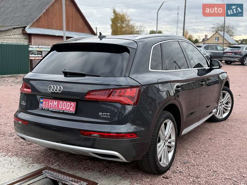 Позашляховик / Кросовер Audi Q5 2018 в Луцьку