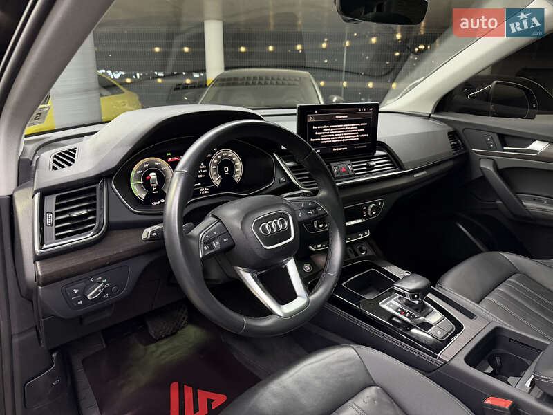 Внедорожник / Кроссовер Audi Q5 2021 в Одессе