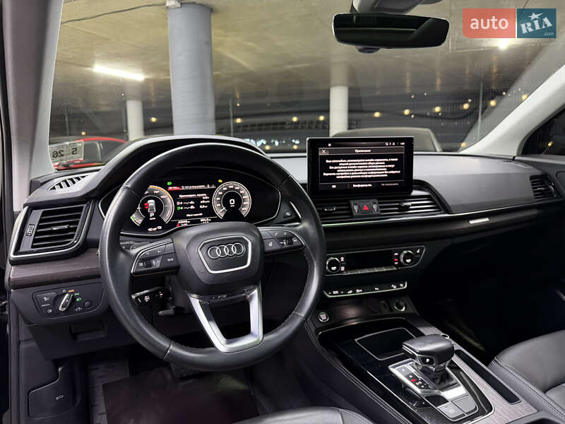 Внедорожник / Кроссовер Audi Q5 2021 в Одессе
