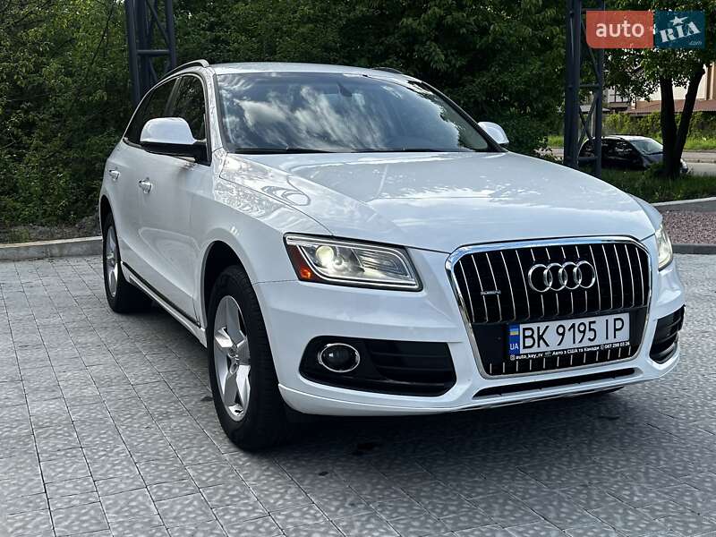 Внедорожник / Кроссовер Audi Q5 2015 в Ровно