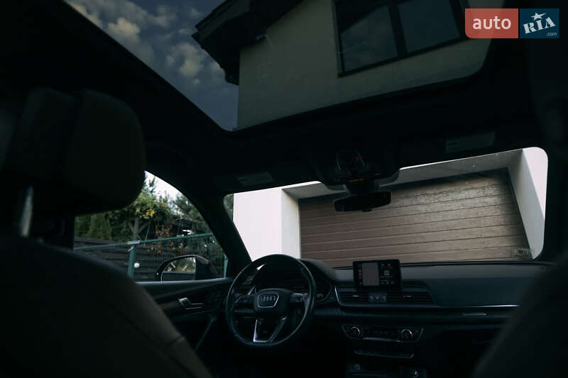 Позашляховик / Кросовер Audi Q5 2019 в Києві фото 18 Позашляховик / Кросовер Audi Q5 2019 в Києві