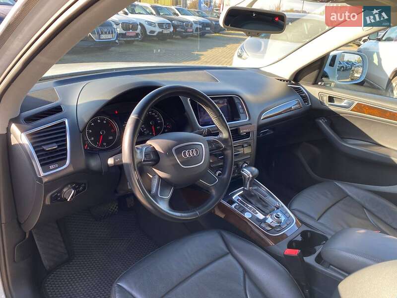Внедорожник / Кроссовер Audi Q5 2015 в Львове