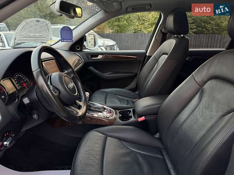 Внедорожник / Кроссовер Audi Q5 2015 в Луцке