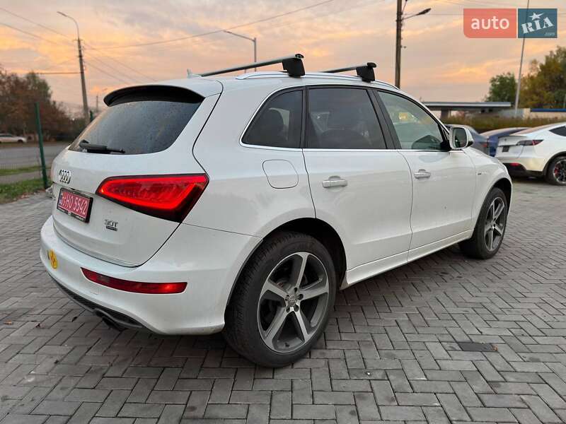 Внедорожник / Кроссовер Audi Q5 2015 в Луцке