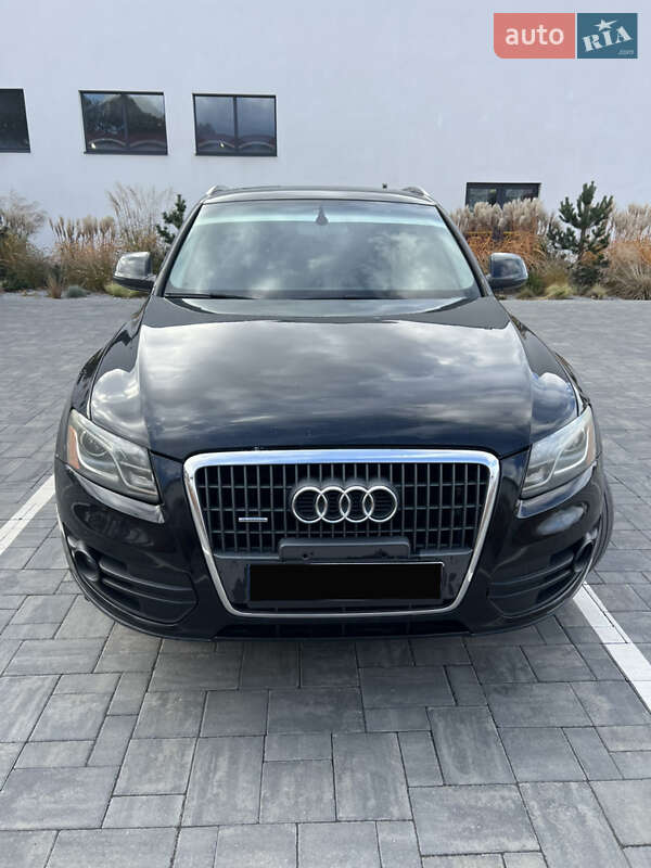 Позашляховик / Кросовер Audi Q5 2010 в Луцьку фото 3 Позашляховик / Кросовер Audi Q5 2010 в Луцьку