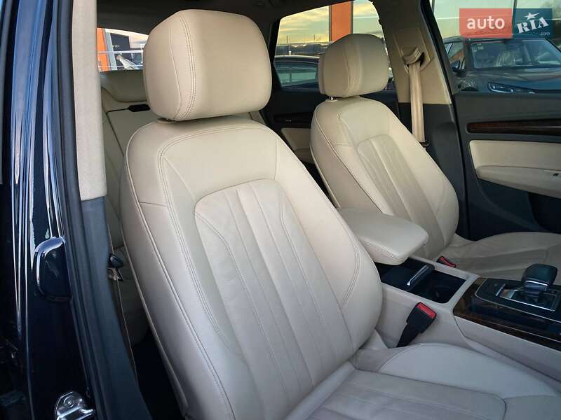 Позашляховик / Кросовер Audi Q5 2018 в Львові фото 30 Позашляховик / Кросовер Audi Q5 2018 в Львові