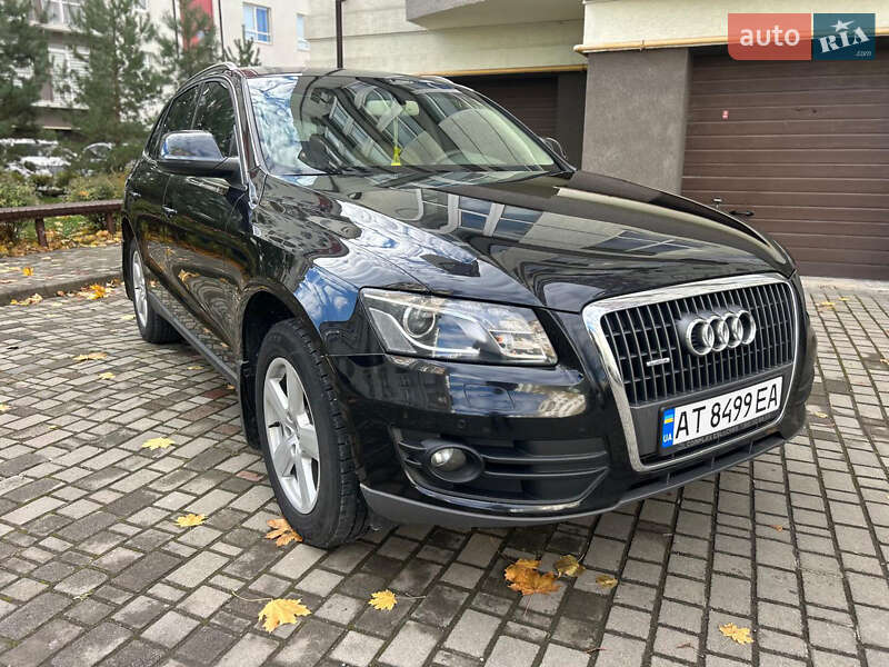 Позашляховик / Кросовер Audi Q5 2011 в Івано-Франківську