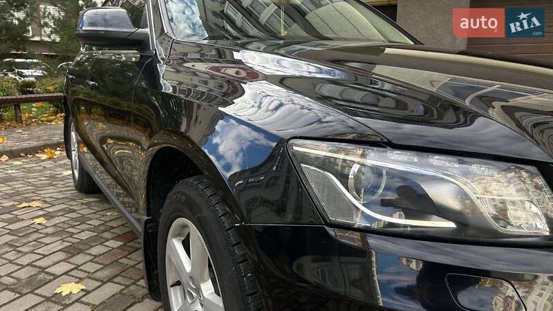 Позашляховик / Кросовер Audi Q5 2011 в Івано-Франківську