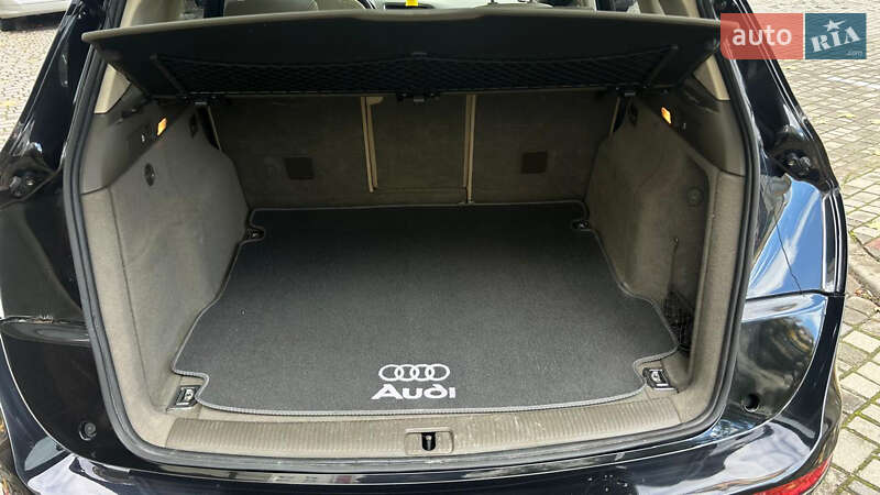 Позашляховик / Кросовер Audi Q5 2011 в Івано-Франківську