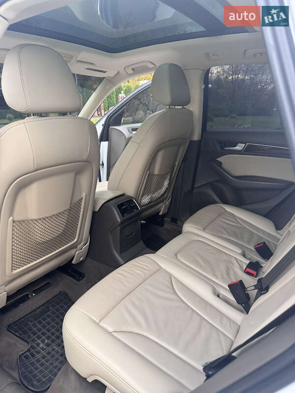 Внедорожник / Кроссовер Audi Q5 2016 в Золочеве