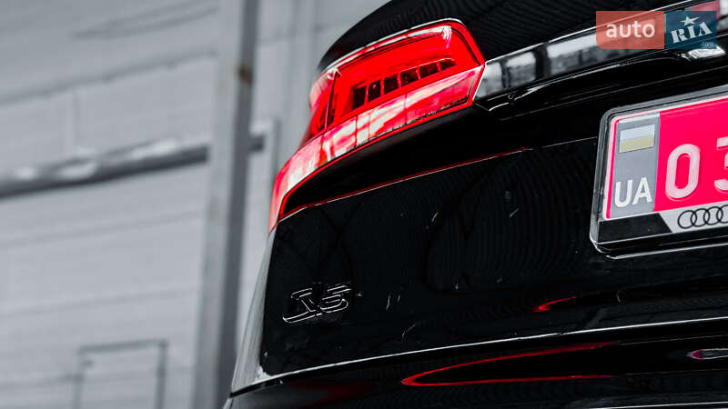 Позашляховик / Кросовер Audi Q5 2019 в Рівному