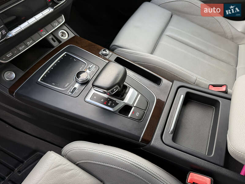 Позашляховик / Кросовер Audi Q5 2018 в Стрию фото 46 Позашляховик / Кросовер Audi Q5 2018 в Стрию