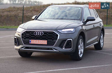 Внедорожник / Кроссовер Audi Q5 2022 в Ровно Внедорожник / Кроссовер Audi Q5 2022 в Ровно