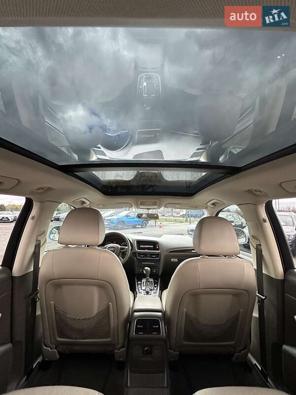Позашляховик / Кросовер Audi Q5 2011 в Білогородці