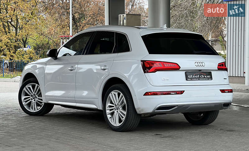 Позашляховик / Кросовер Audi Q5 2018 в Миколаєві фото 4 Позашляховик / Кросовер Audi Q5 2018 в Миколаєві