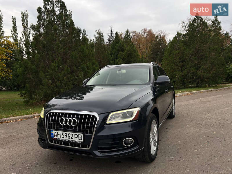 Позашляховик / Кросовер Audi Q5 2012 в Слов'янську