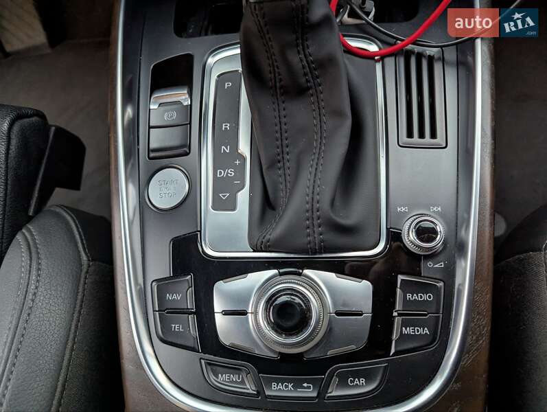 Позашляховик / Кросовер Audi Q5 2015 в Києві