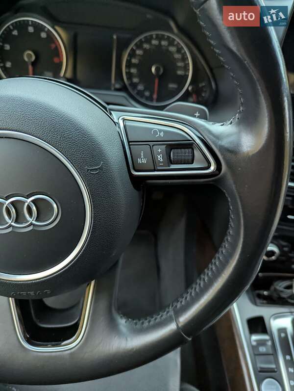 Позашляховик / Кросовер Audi Q5 2015 в Києві