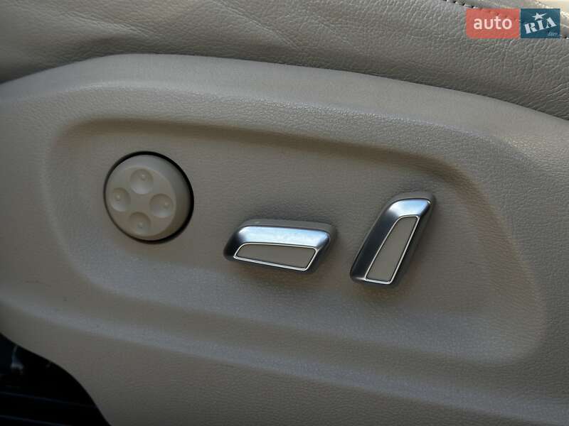 Внедорожник / Кроссовер Audi Q5 2016 в Львове