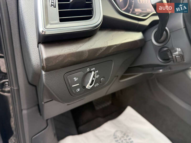 Позашляховик / Кросовер Audi Q5 2018 в Києві