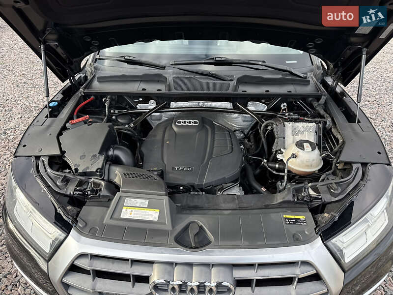 Позашляховик / Кросовер Audi Q5 2018 в Києві