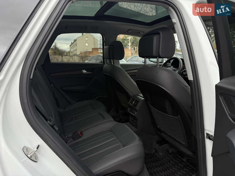 Позашляховик / Кросовер Audi Q5 2023 в Києві