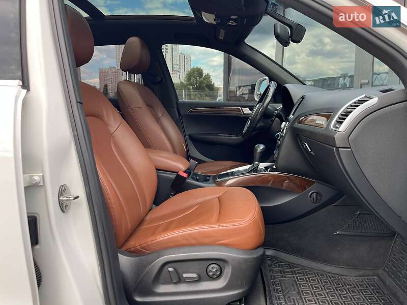 Позашляховик / Кросовер Audi Q5 2010 в Києві фото 12 Позашляховик / Кросовер Audi Q5 2010 в Києві